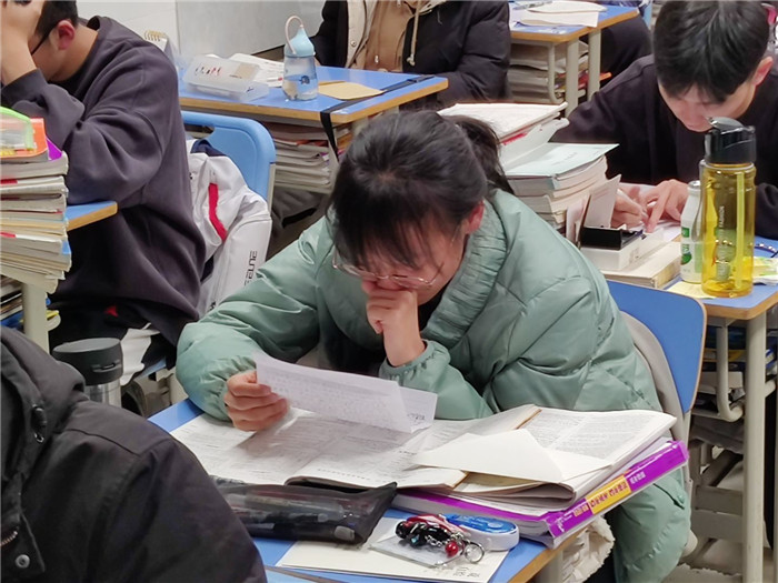 紙短情長(zhǎng),一封家書(shū)讀懂舐?tīng)偾樯?圖4)