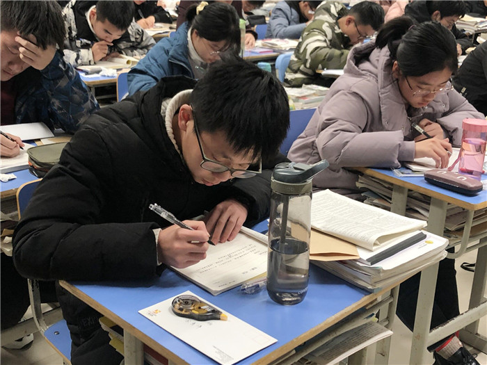 紙短情長(zhǎng),一封家書(shū)讀懂舐?tīng)偾樯?圖5)