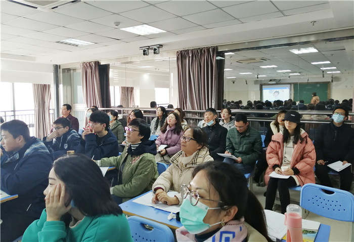 高二級(jí)部：同課異構(gòu)展風(fēng)采、教研活動(dòng)促成長(zhǎng)(圖1)