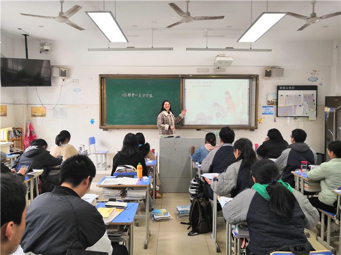 高二級(jí)部：推門聽課日日新，教研相長節(jié)節(jié)高(圖7)