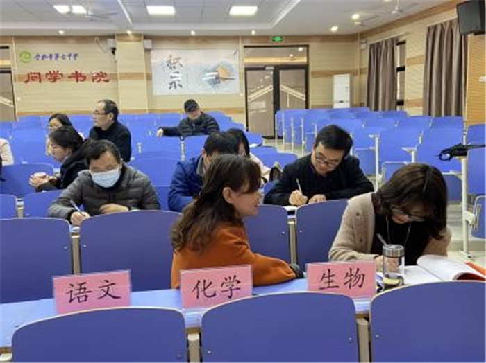 辦公室：回顧入黨初心，牢記黨員使命(圖5)