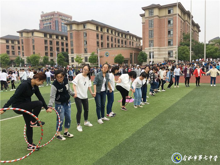 安徽商報：讓每一位學(xué)子微笑著、自信地走出校園(圖4)