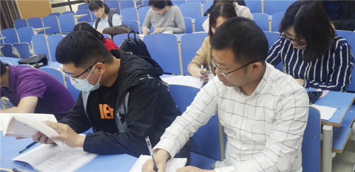 第二黨支部：深研黨史，勤辦實(shí)事(圖3)