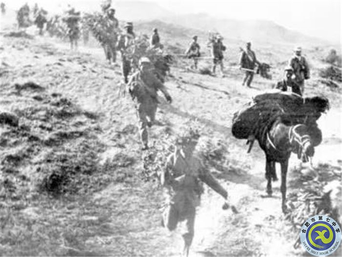△孟良崮戰(zhàn)役中，我軍向孟良崮急速進(jìn)軍.jpg