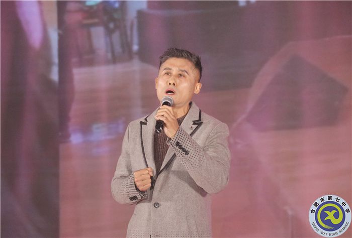 12、男聲獨唱《閃亮的日子》.jpg