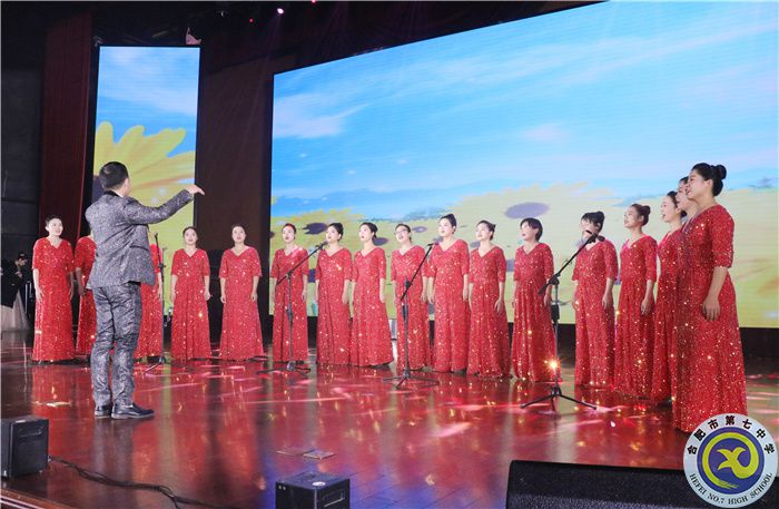 9、小合唱——《我們的生活充滿陽光》 (2).jpg