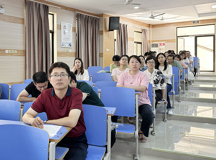 合肥七中高一年級(jí)召開全體教師會(huì)(圖4)