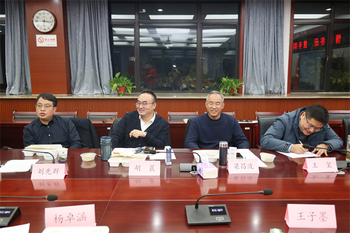 合肥七中高二年級(jí)“校長(zhǎng)有約”晚餐會(huì)(圖3)
